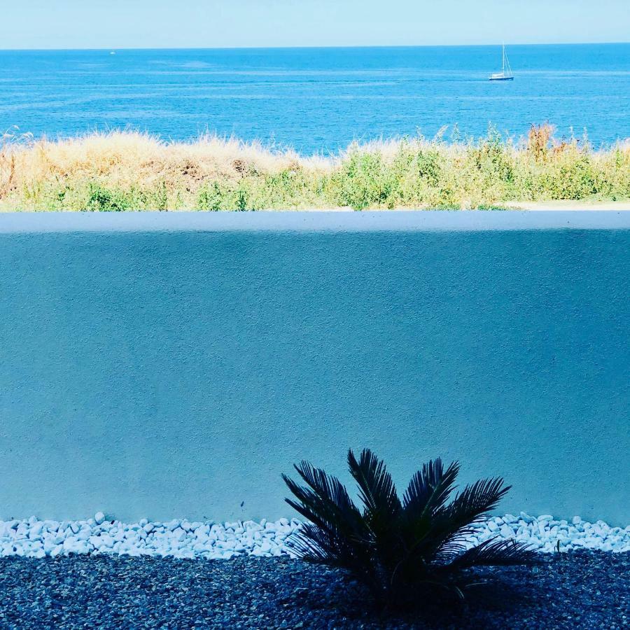 Apartment Tramonto Sea-Front Valledoria  Exterior photo