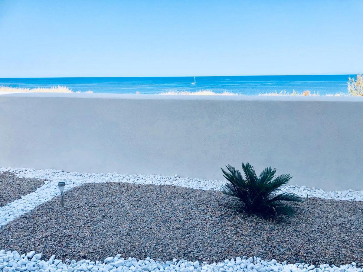 Apartment Tramonto Sea-Front Valledoria  Exterior photo